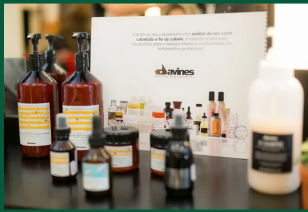 Produtos profissionais Davines usados nos tratamentos
